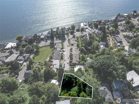 5400 SW Beach Drive Terrace Seattle WA 98116