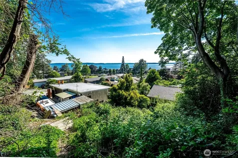 5400 SW Beach Drive Terrace Seattle WA 98116