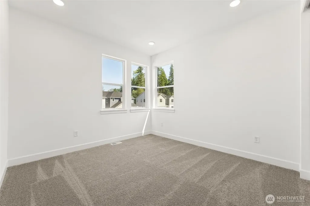 13912 181st Street E Puyallup WA 98374