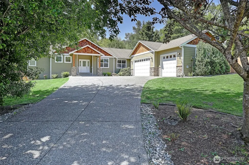 26306 2nd Avenue NE Arlington WA 98223