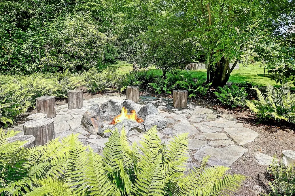 26306 2nd Avenue NE Arlington WA 98223