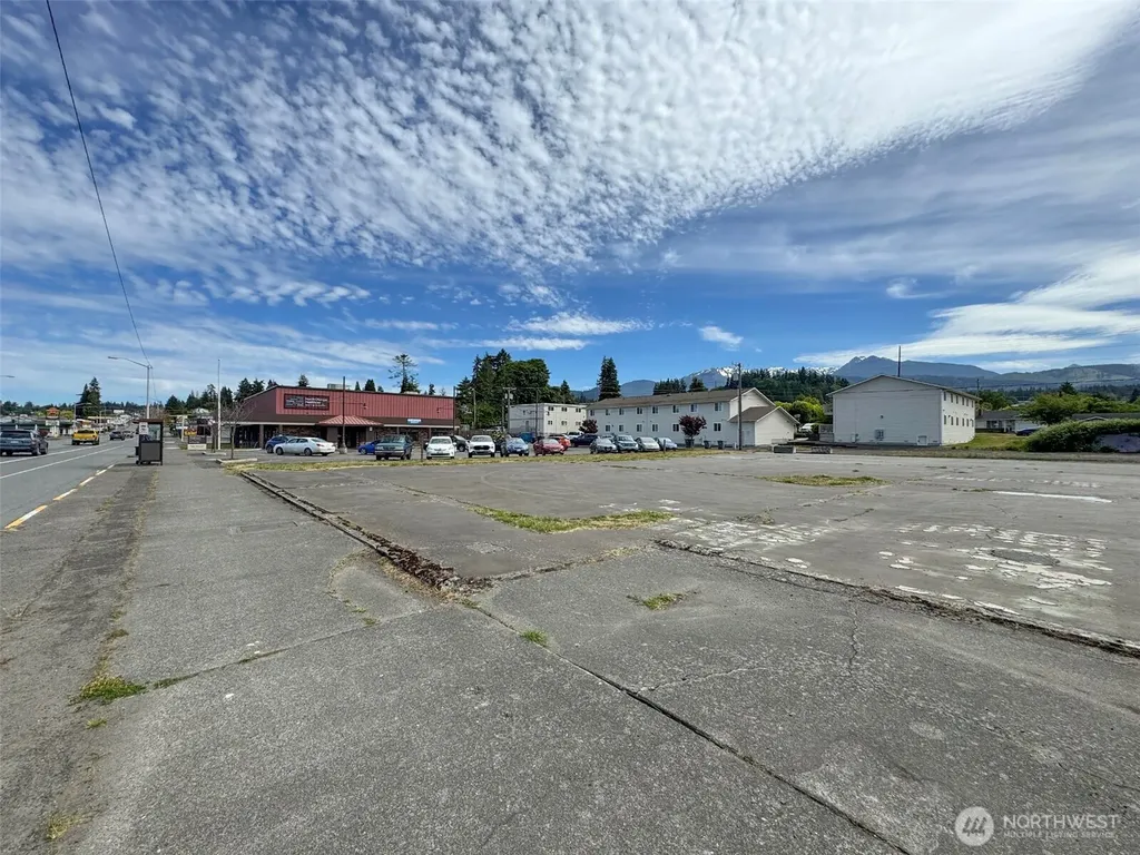 1016 E First Street Port Angeles WA 98362