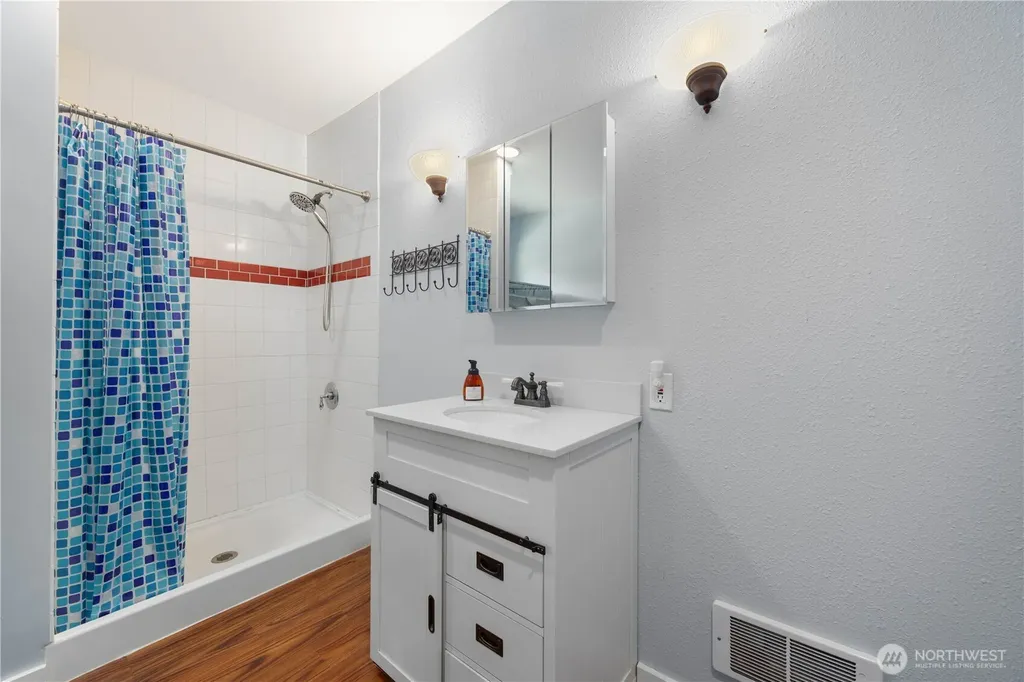 70 E Wapato Lake Road Manson WA 98831