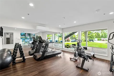1427 100th Street SW Everett WA 98204