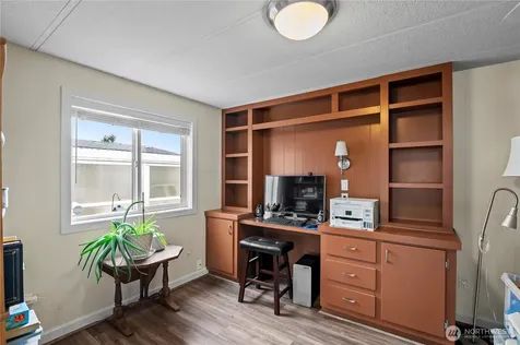 1427 100th Street SW Everett WA 98204