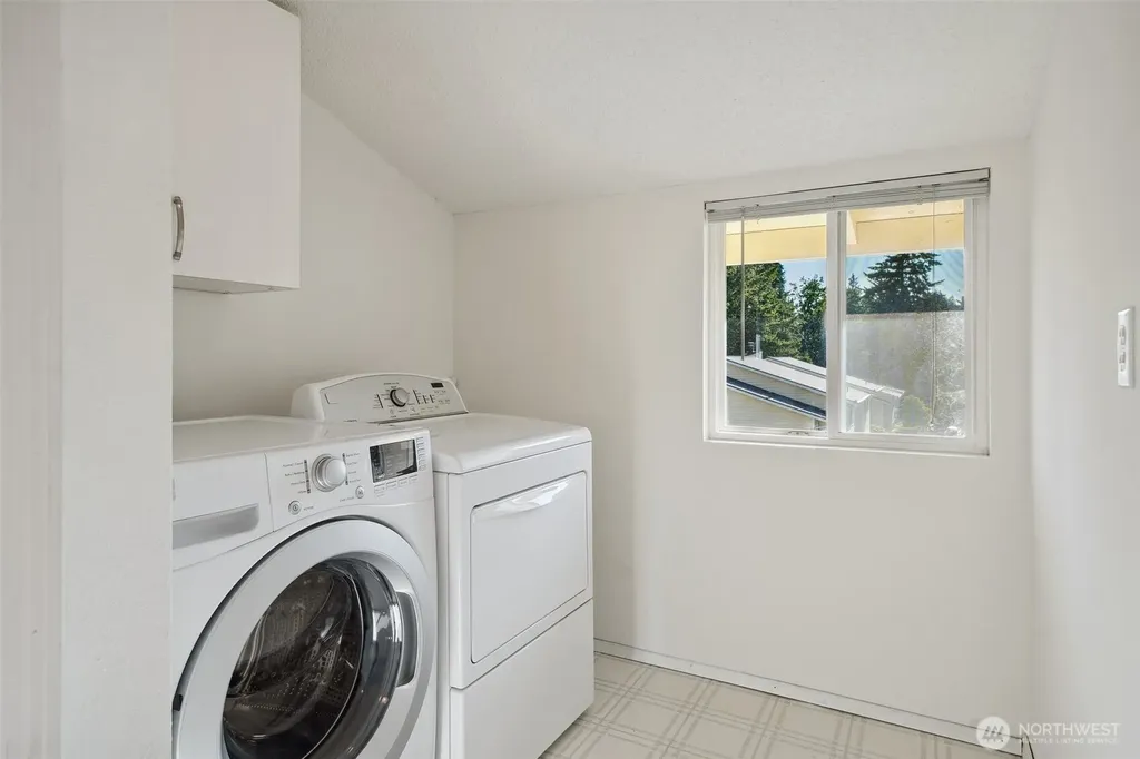 10030 NE 120th Street Kirkland WA 98034