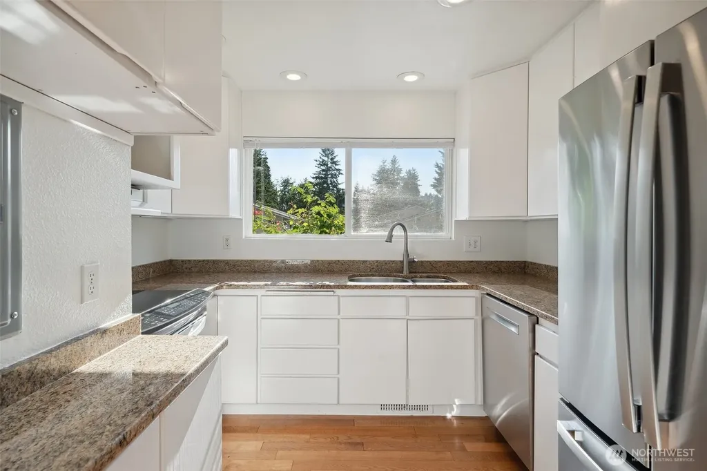 10030 NE 120th Street Kirkland WA 98034