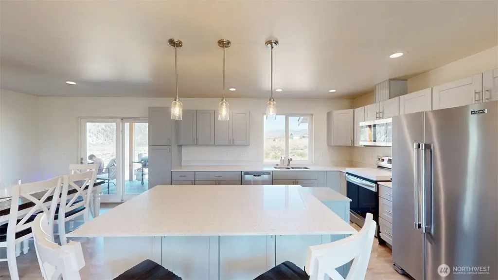 212 Hubbard Road Riverside WA 98849