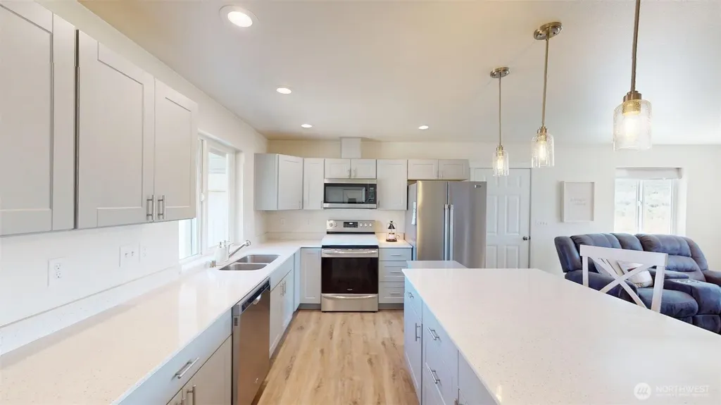 212 Hubbard Road Riverside WA 98849
