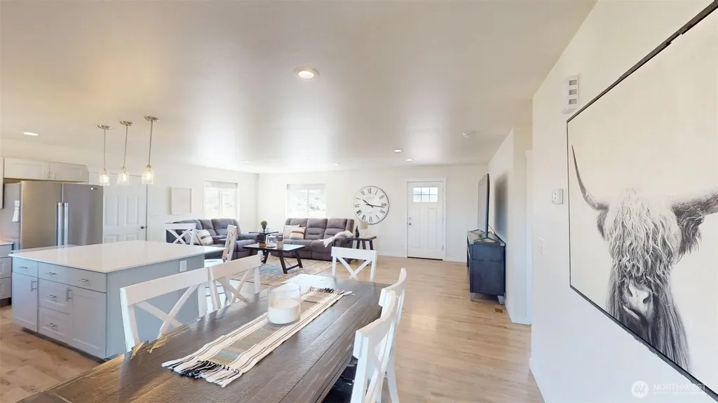 212 Hubbard Road Riverside WA 98849