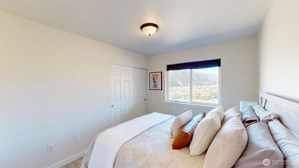 212 Hubbard Road Riverside WA 98849