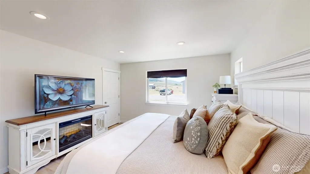 212 Hubbard Road Riverside WA 98849