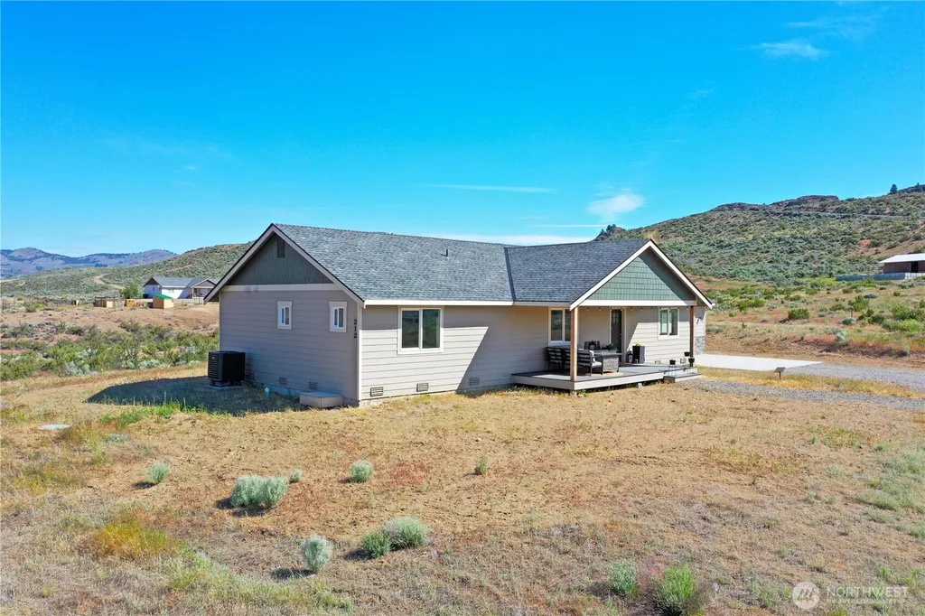 212 Hubbard Road Riverside WA 98849