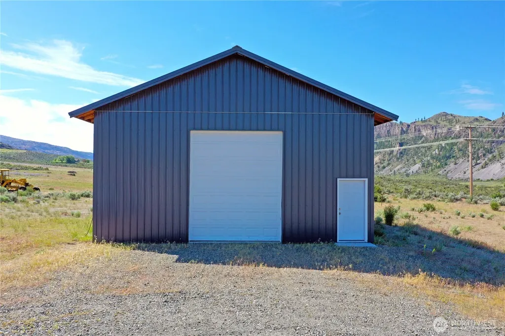 212 Hubbard Road Riverside WA 98849