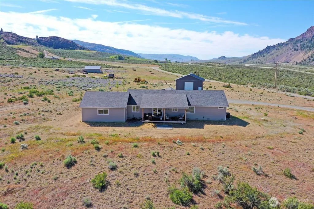 212 Hubbard Road Riverside WA 98849