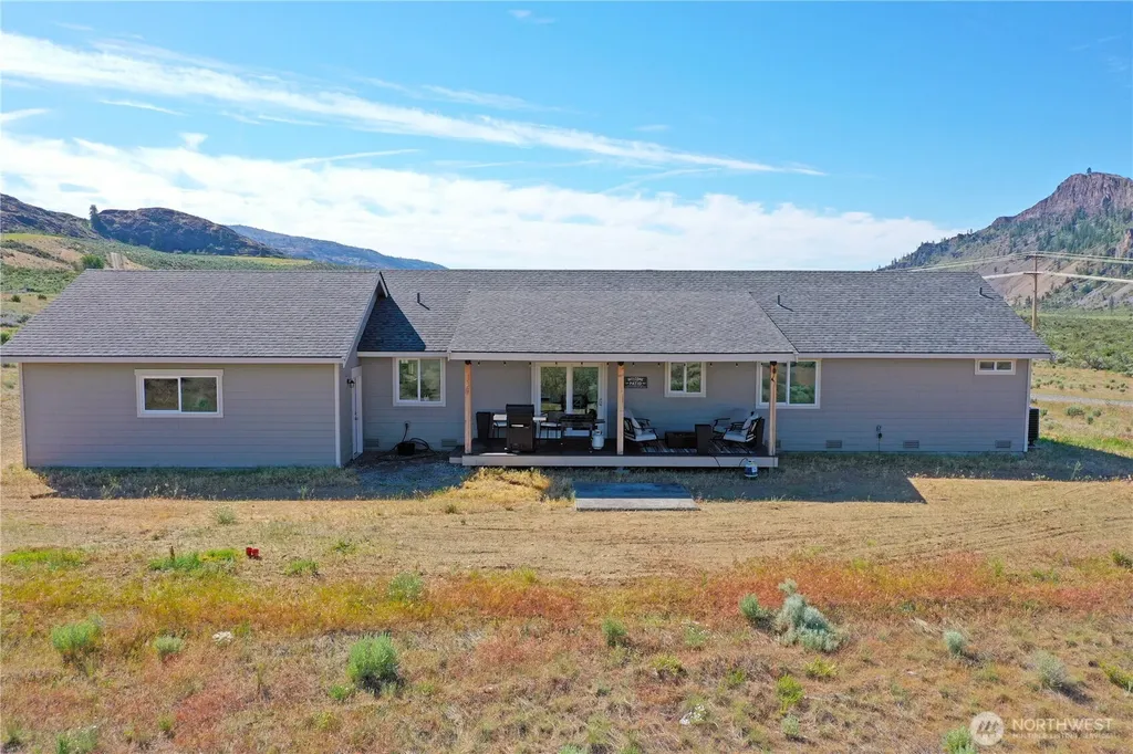 212 Hubbard Road Riverside WA 98849
