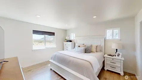 212 Hubbard Road Riverside WA 98849