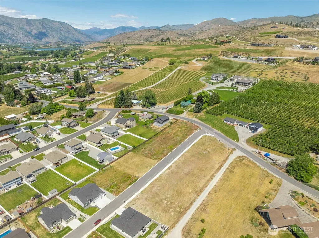 58 Sailing Hawk Lane Manson WA 98831
