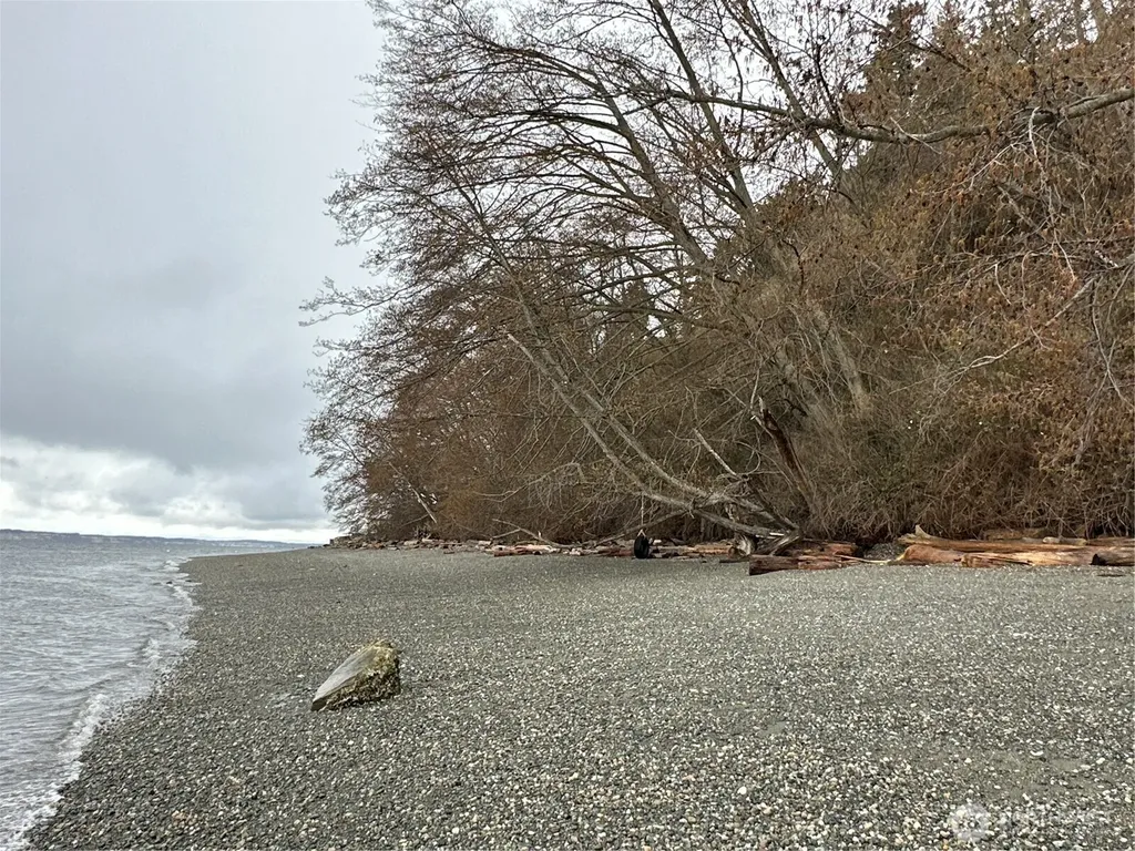2 Woodland Beach Road Camano Island WA 98282