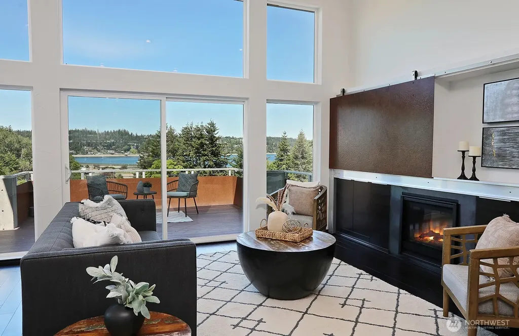 1649 Stewart Road Freeland WA 98249