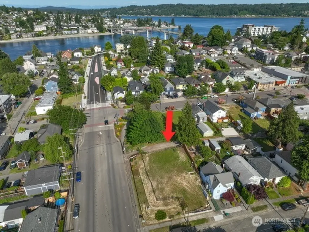 511 11th Street Bremerton WA 98337