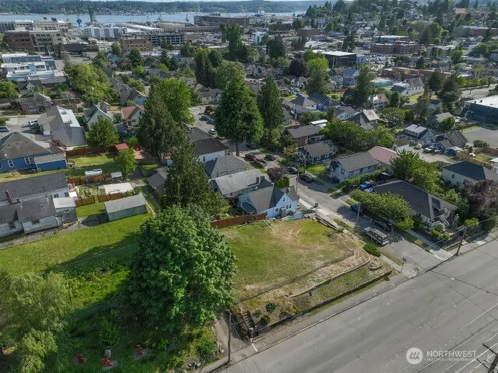 511 11th Street Bremerton WA 98337