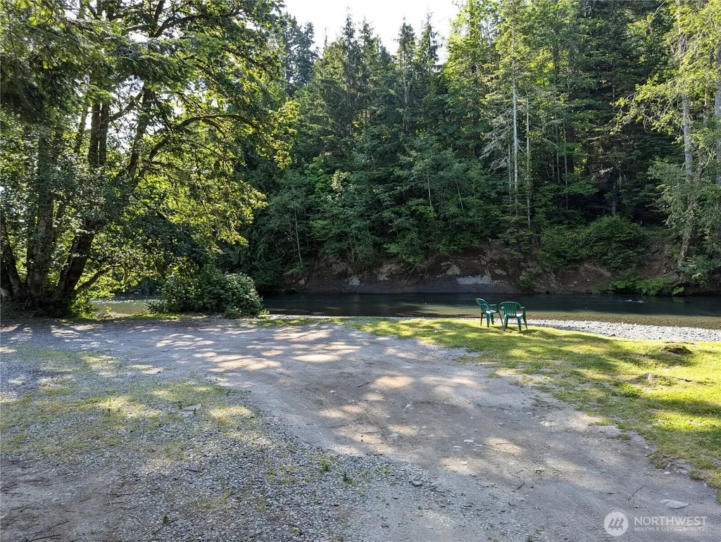 0 River Road Brinnon WA 98320