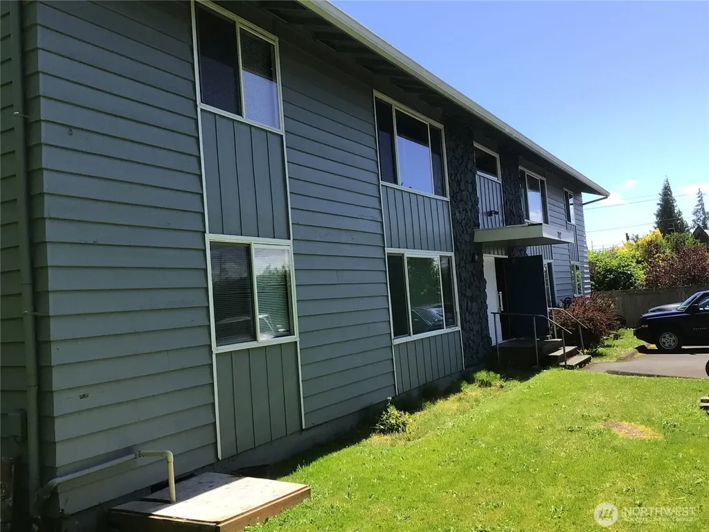 712 N Scammel Street Aberdeen WA 98520