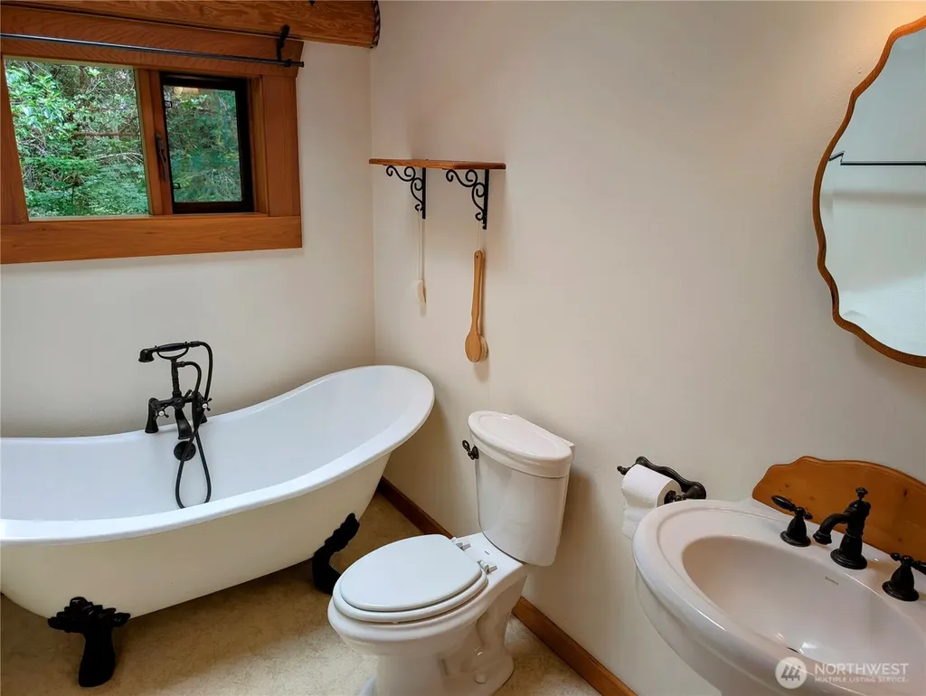 14610 176th Avenue NW Gig Harbor WA 98329