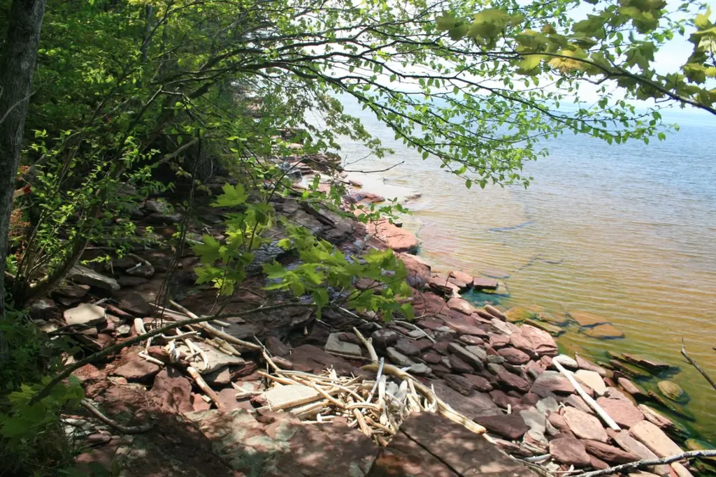 Tbd Lakeshore Drive MI 49953
