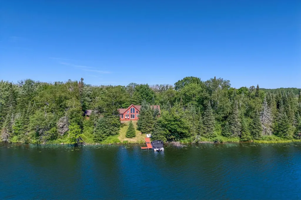 9663 Musket Road E Presque Isle WI 54557