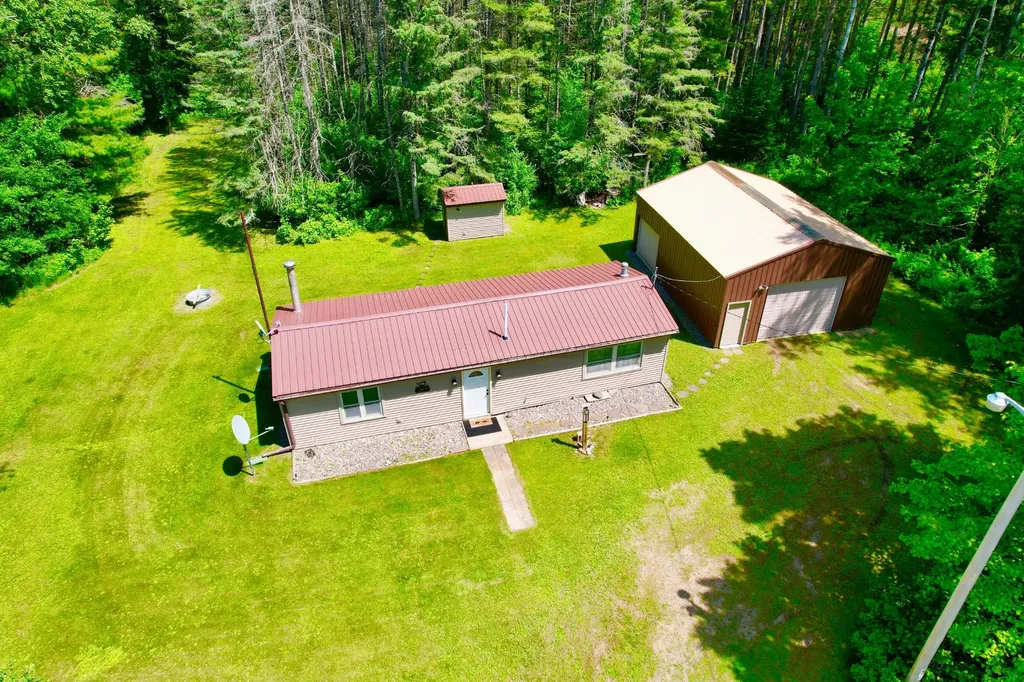 11624 Old 139 Road Argonne WI 54511
