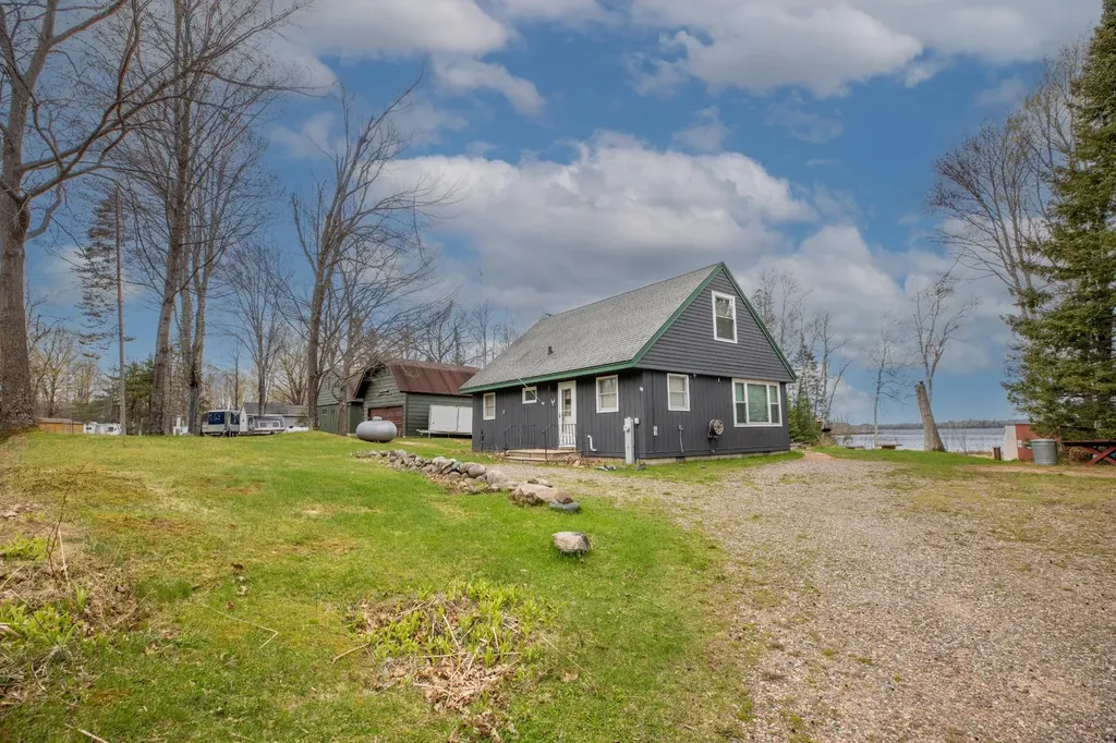 6221 Flowage Lane Crandon WI 54520