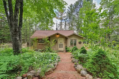 5216 Rocky Shore Trail Conover WI 54519