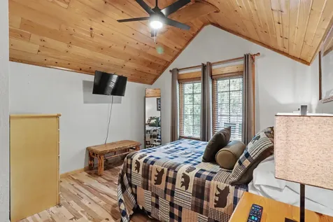 1255 Gander Drive Eagle River WI 54521
