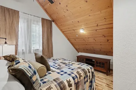 1255 Gander Drive Eagle River WI 54521
