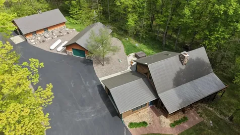 W1006 Neuwirth Road Gleason WI 54435