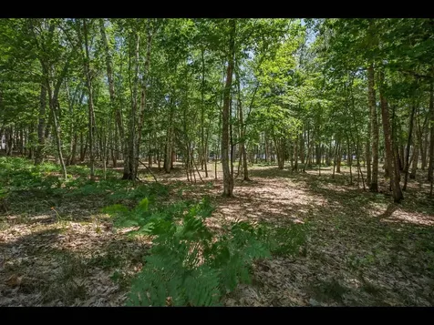 142-144 Kindling Point Eagle River WI 54521