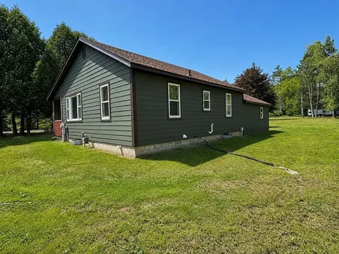 17195 Evergreen Lane Lakewood WI 54138