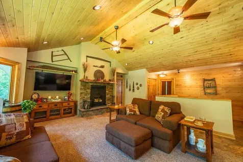 W11328 Northwoods Lane Elcho WI 54428