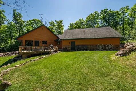 W11328 Northwoods Lane Elcho WI 54428