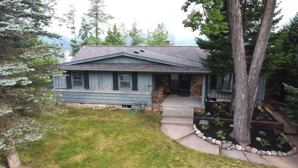 N10562 Isle Of Pines Drive W Elcho WI 54428