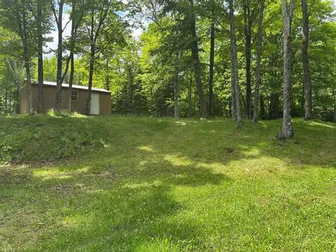 13797 Stateline Lake Road Marenisco MI 49947