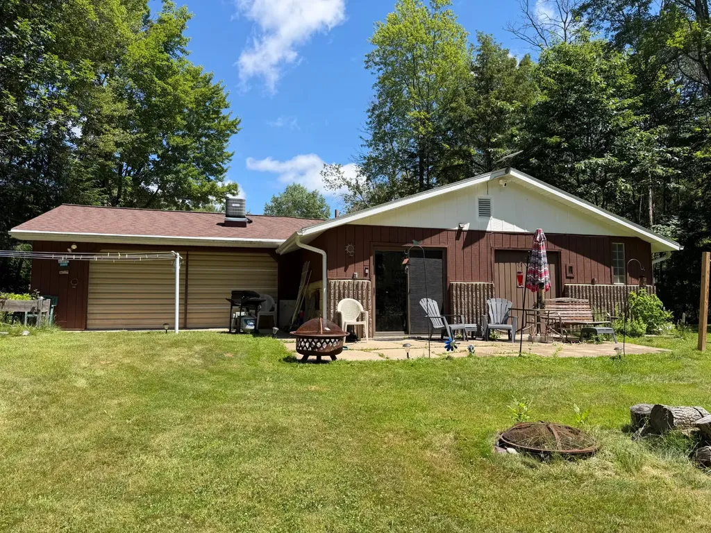 10817 Randall Lane Suring WI 54174