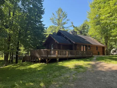 5445 Loomis Road W Porterfield WI 54159