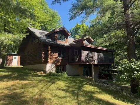 5445 Loomis Road W Porterfield WI 54159