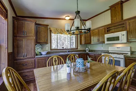 W8819 Eveland's Way Elcho WI 54428