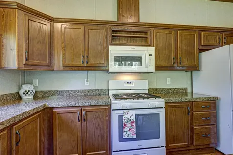 W8819 Eveland's Way Elcho WI 54428