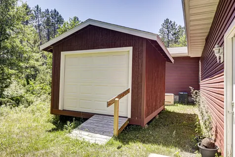 W8819 Eveland's Way Elcho WI 54428