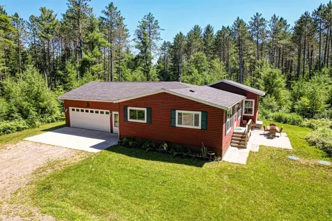 W8819 Eveland's Way Elcho WI 54428